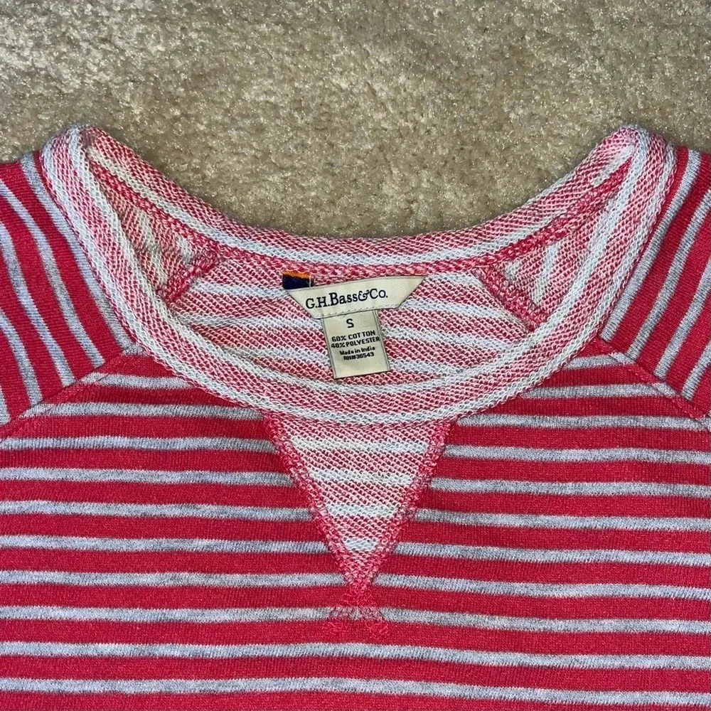 G.H. Bass Women’s Gray & Red Striped Sweatshirt - Size S - EUC - Cotton Blend